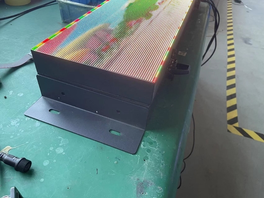 12 να τυλίξει των RGB προγραμματίσημων οδηγήσεων βολτ P3 σημάδια για το αυτοκίνητο