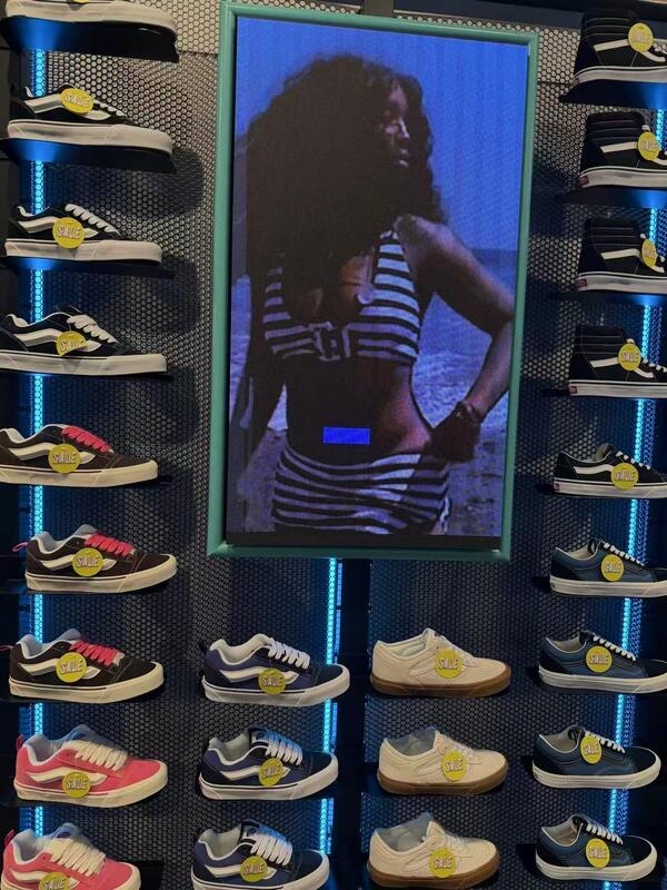 Διάταξη εικονοστοιχείων SMD1515 οθόνη led εξωτερικού χώρου που προσφέρει διάρκεια ζωής 000 ωρών, εξαιρετική για ψηφιακή σήμανση και εκδηλώσεις σε εξωτερικούς χώρους